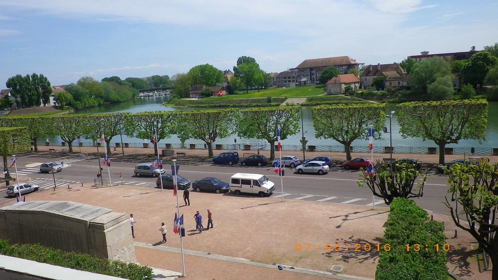 Hotel Saint Jean Chalon-sur-Saône Eksteriør billede